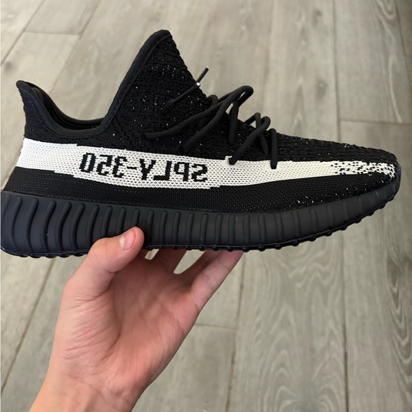 yeezy 350 oreo